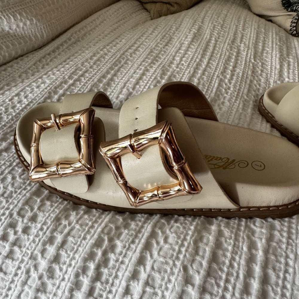 Cream and Gold Comfort Sandals with Square Buckles